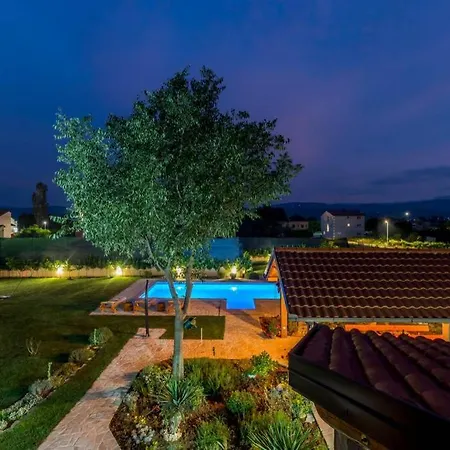 Villa Kata
